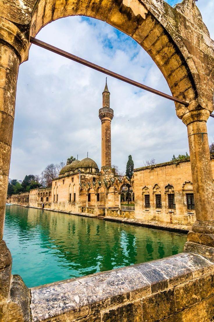 Balıklıgöl ve Tarihi Kemerler