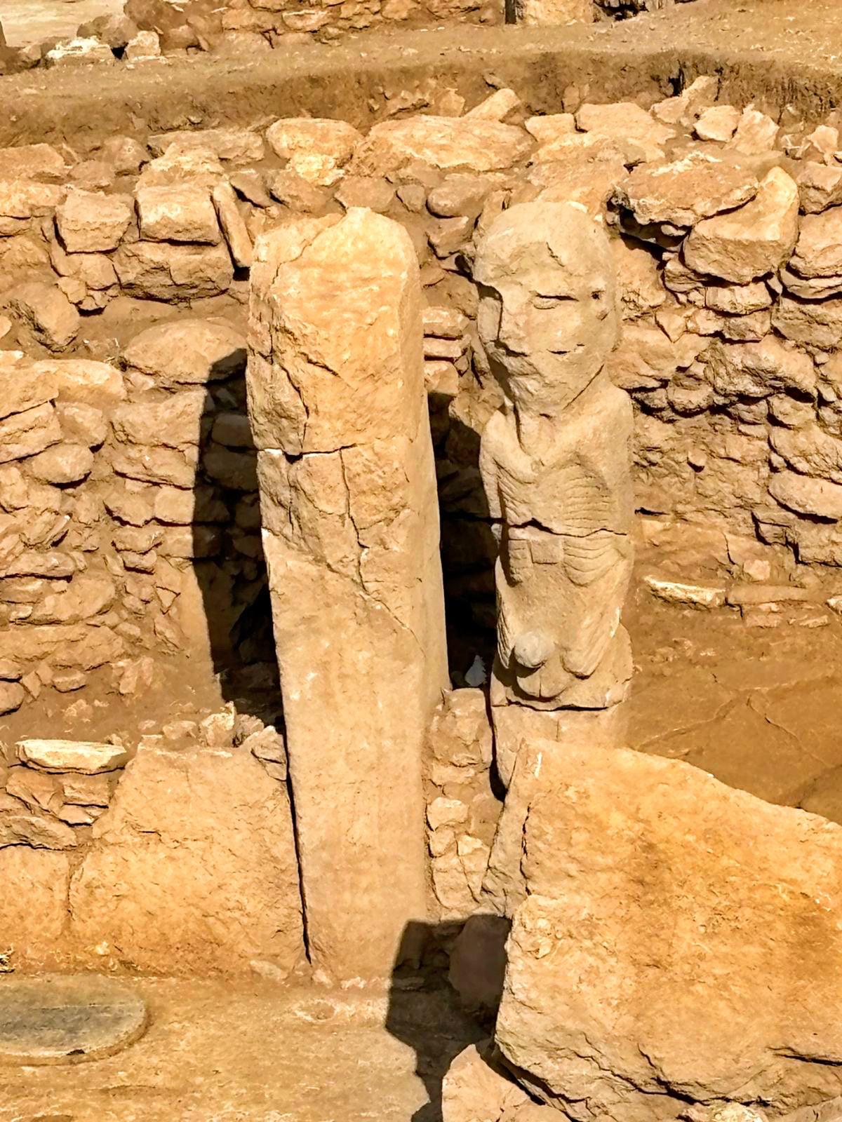 Karahantepe İnsan Heykeli